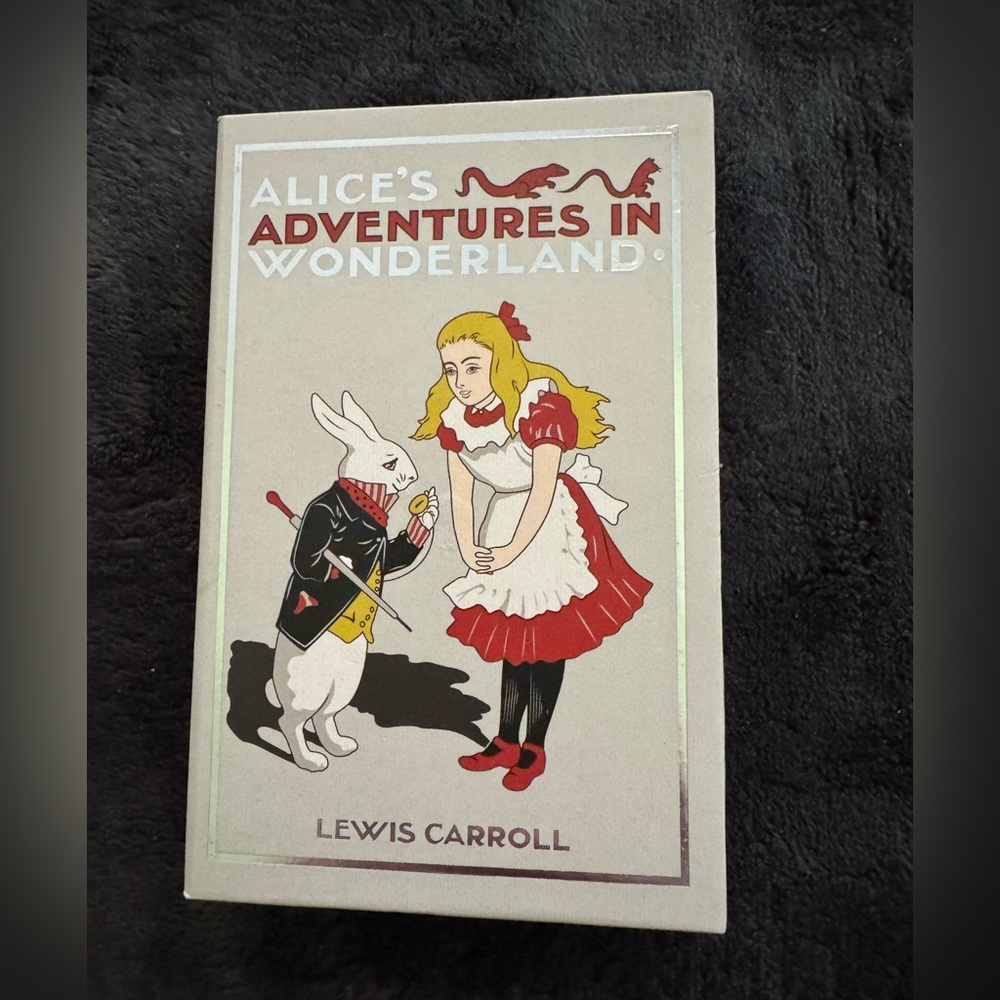 Storybook Cosmetics Alice's Adventures in Wonderland Eyeshadow Palette